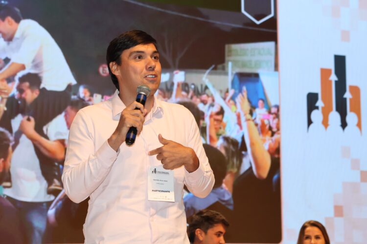 Prefeitos assumem articulação informal e ampliam base municipalista pró-Vilela