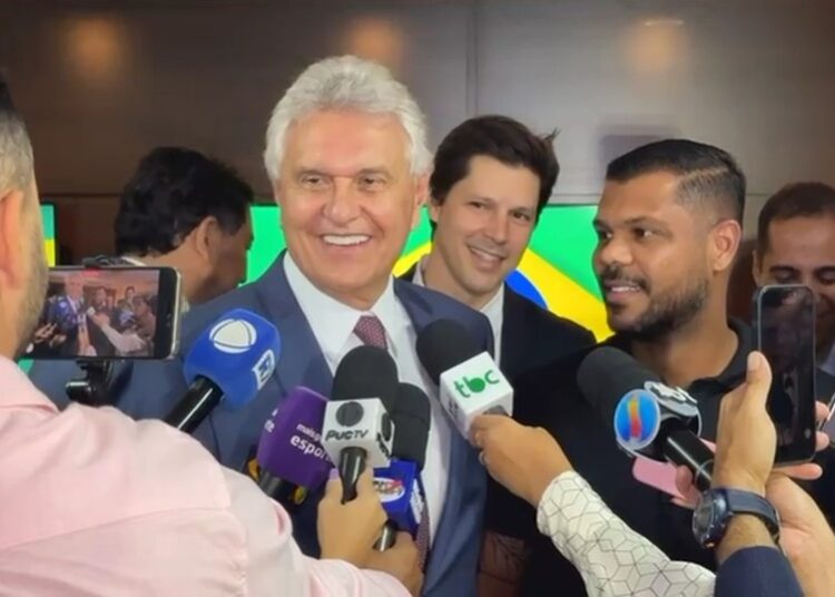 Caiado comenta possibilidade de Romário Policarpo ser vice de Daniel Vilela