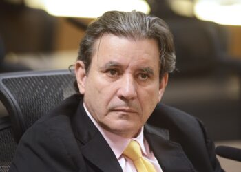 Clécio Alves vai visitar “diversos países” e passar “réveillon em Dubai”