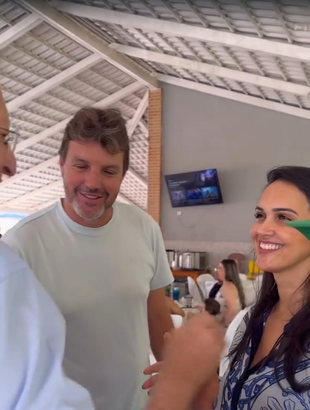 Entre churrasco e discursos, confraternização política revela bastidores em Aparecida