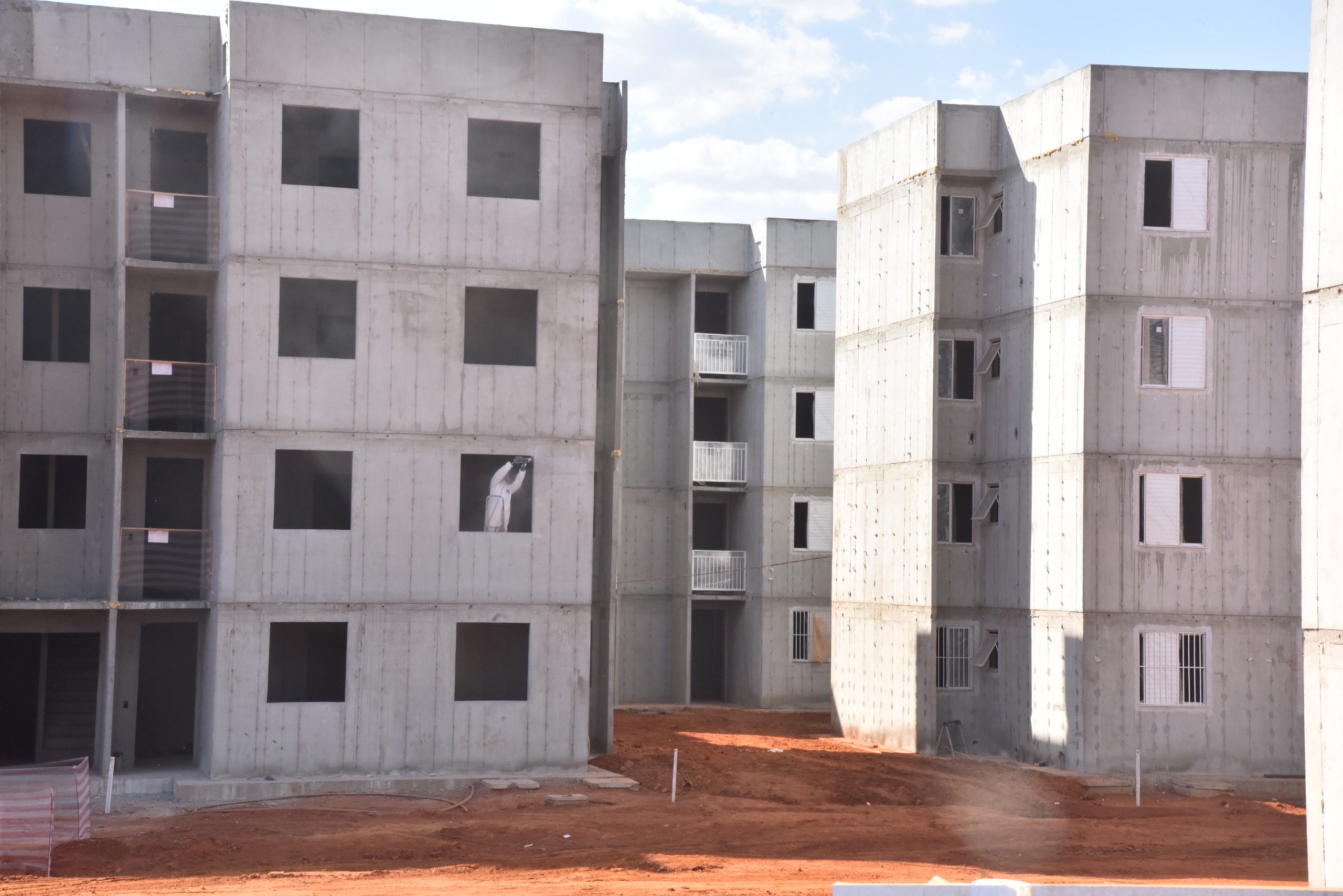 Um ano leandro Aparecida de Goiânia 