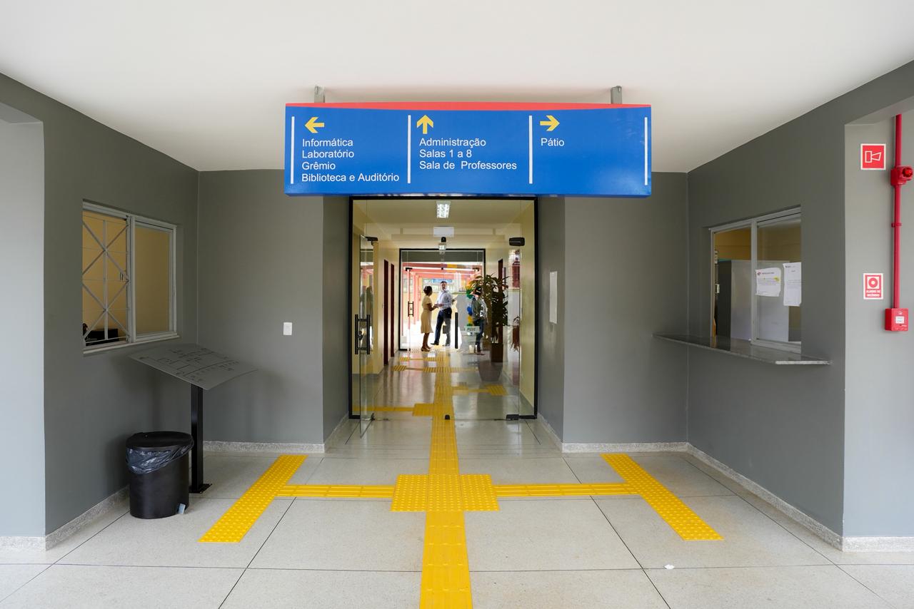 Colégio Estadual José Bonifácio Aparecida de Goiânia 