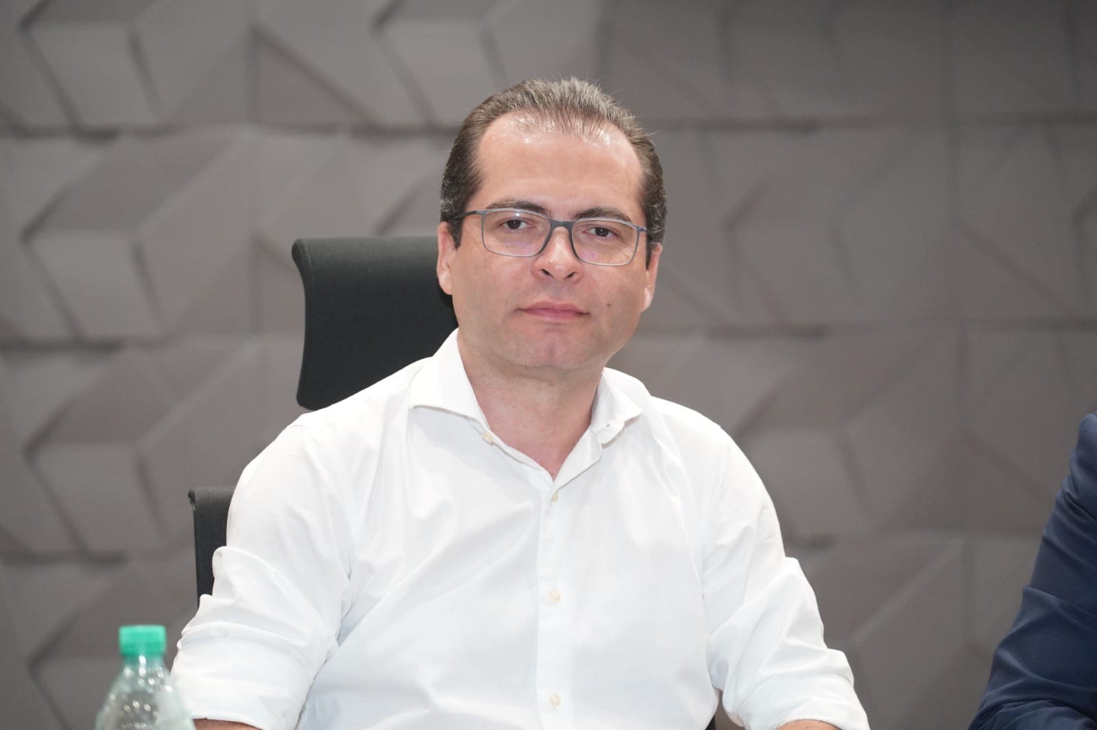 Professor Alcides PL