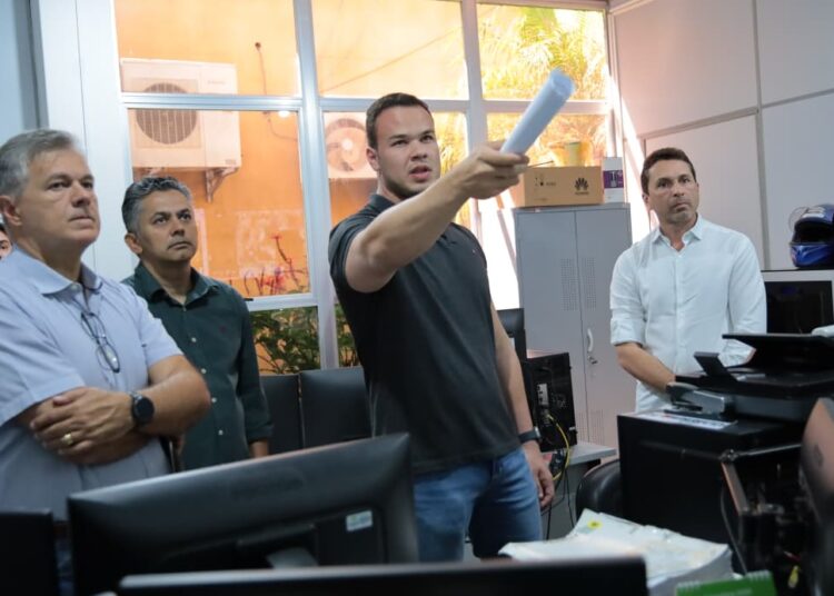 Almeidinha deputado Aparecida