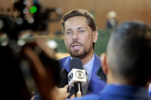 Deputado Bruno Peixoto