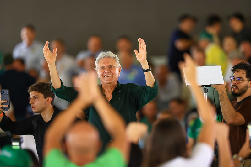 Caiado eleger 17 federais pela base