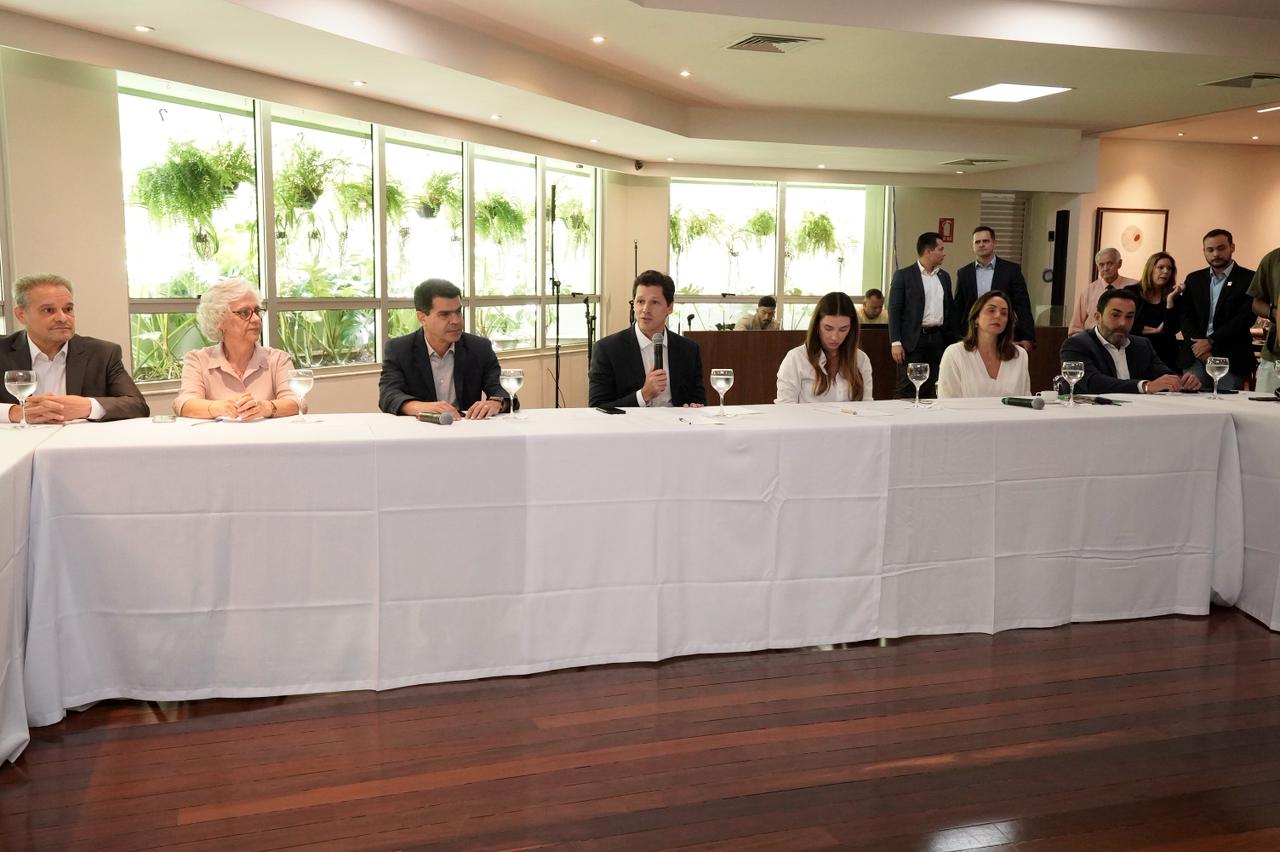 Daniel vilela reunião