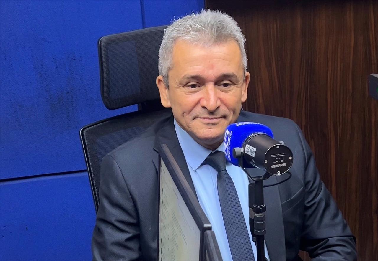 Ezizio Barbosa deputados aparecida 