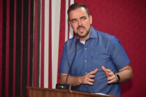 Gustavo Mendanha base governista