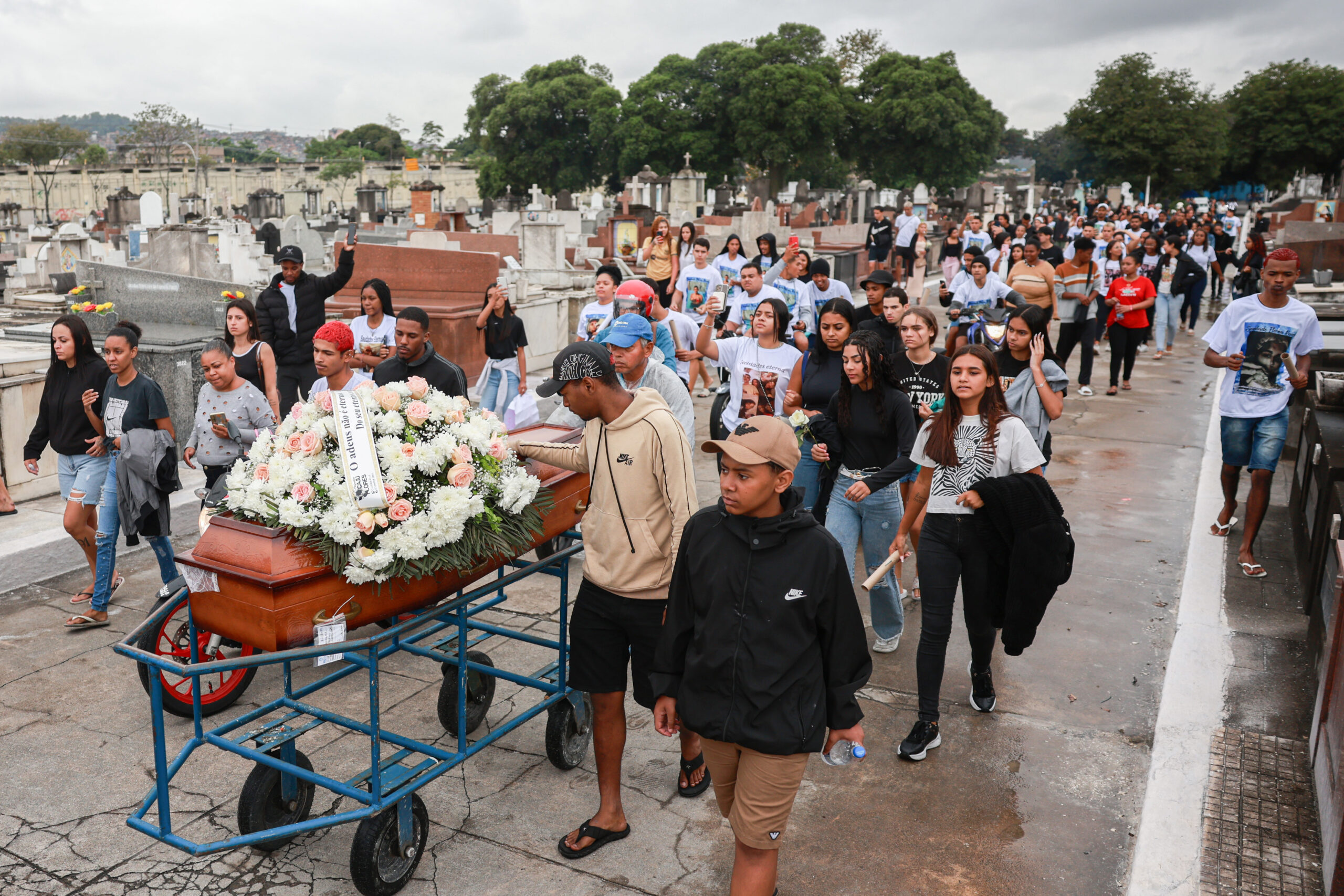 imagens operção PM Rio de Janeiro 