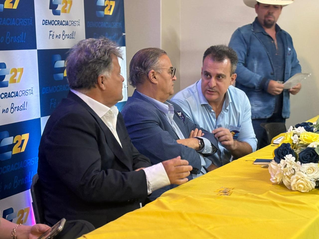 DC garante chapa e adia definição de apoios para Governo e Senado em Goiás