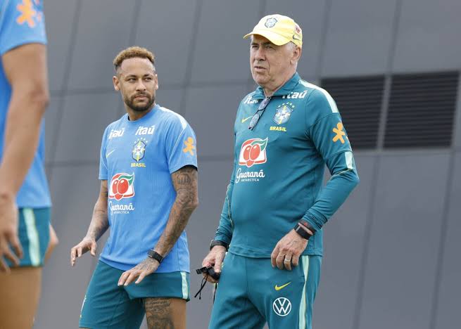Neymar joga contra Escócia