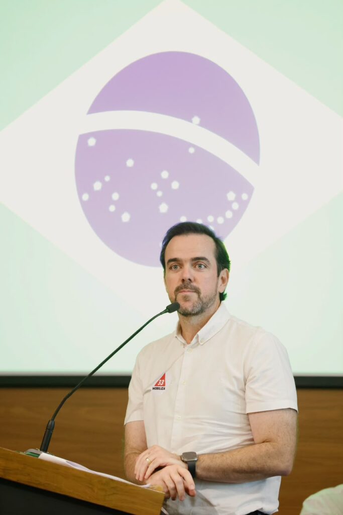 Gustavo Mendanha durante convenção do Mobiliza